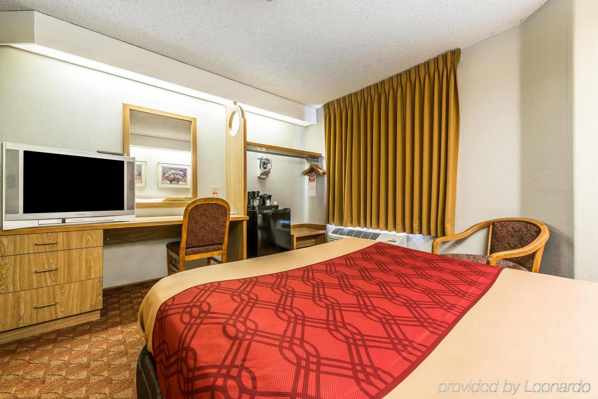 Days By Wyndham Hotel Thornton